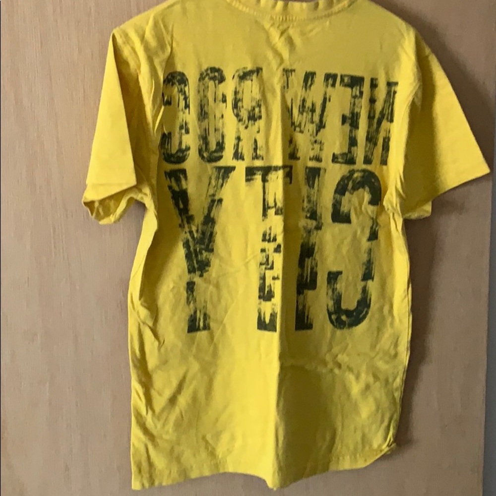 Clothing - Picture 2 of 3